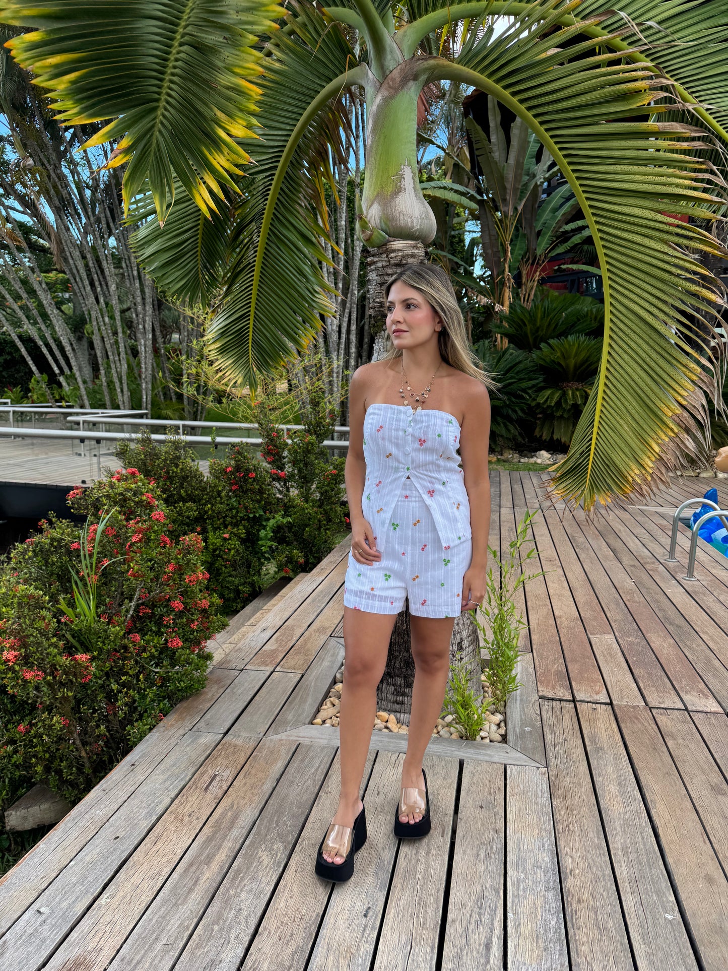 Conjunto Flora